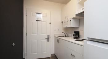Crestwood Suites Of Ньюпорт-Ньюс Экстерьер фото